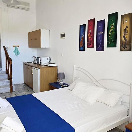 Villa Dolphin Azolimnos Eksteriør bilde